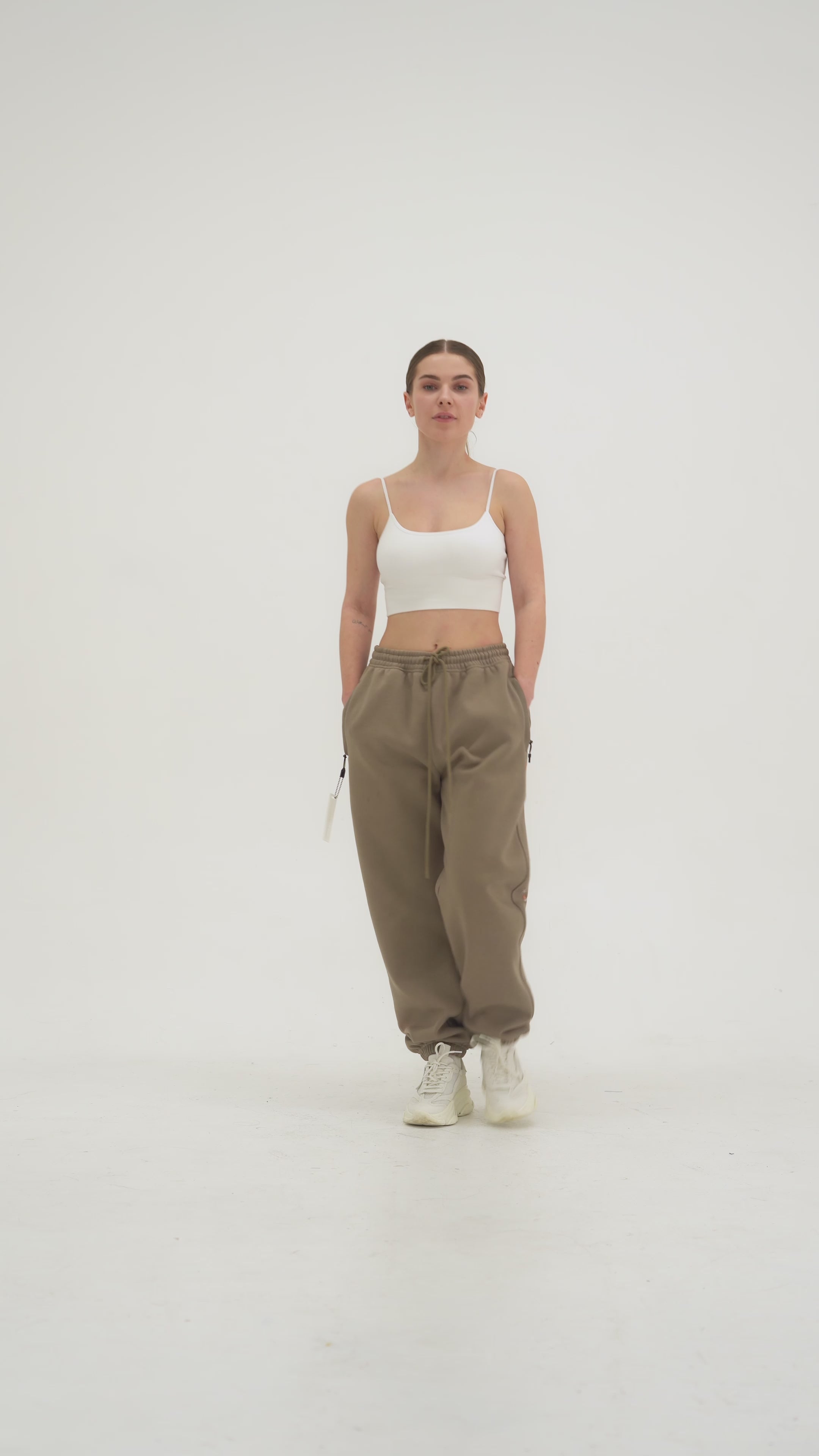 1 v 1 SWEATPANTS - Unsorted x