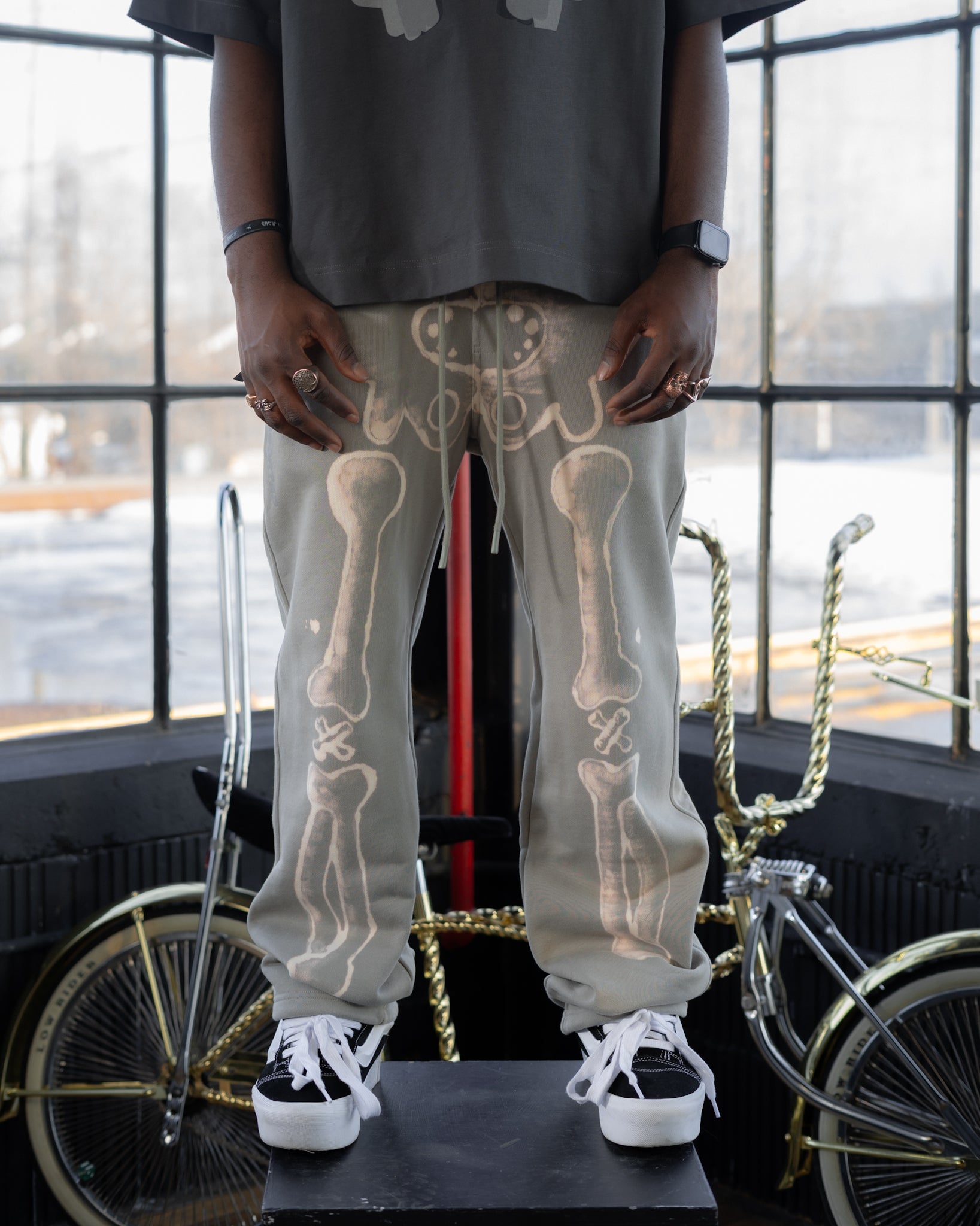 Unsorted xsweatpant 'Dawn of time' (2 of 2 Anatomy)